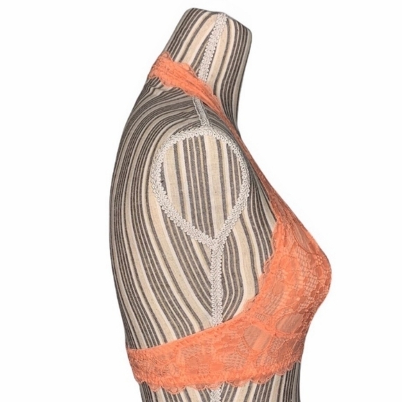 Intimately Free People Galloon Lace Halter Bra - Picture 2 of 8